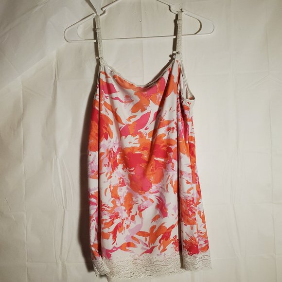 Avenue - Picture 4 of 4